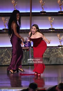 Cristin Milioti feet photo thumbnail