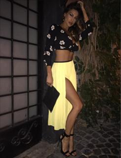 Cristina Buccino feet photo thumbnail