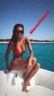 Cristina Buccino feet photo thumbnail