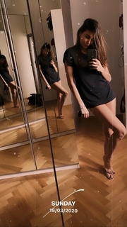 Cristina Buccino feet photo thumbnail