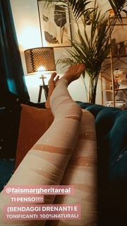 Cristina Buccino feet photo thumbnail