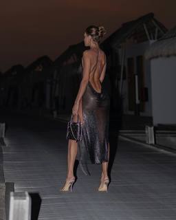 Cristina Buccino feet photo thumbnail