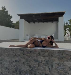 Cristina Buccino feet photo thumbnail