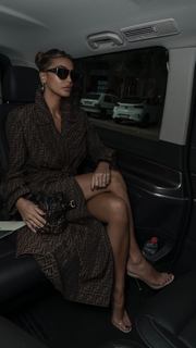 Cristina Buccino feet photo thumbnail