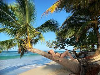 Cristina Castaño feet photo thumbnail