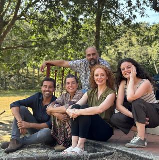 Cristina Castaño feet photo thumbnail