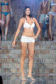Cristina Chiabotto feet photo thumbnail