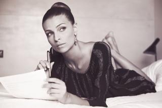 Cristina Chiabotto feet photo thumbnail