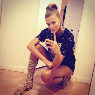 Cristina Chiabotto feet photo thumbnail