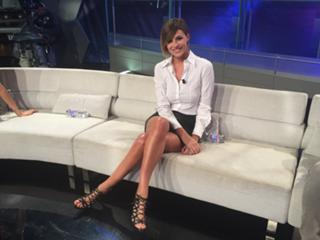Cristina Chiabotto feet photo thumbnail