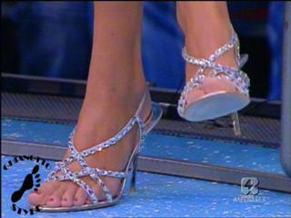 Cristina Chiabotto feet photo thumbnail