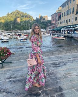 Cristina Chiabotto feet photo thumbnail