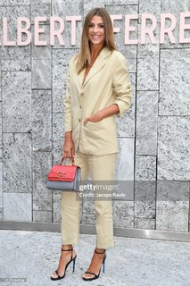 Cristina Chiabotto feet photo thumbnail
