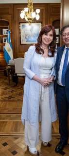 Cristina Fernández de Kirchner feet photo 11