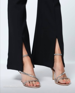 Cristina Ferreira feet photo thumbnail