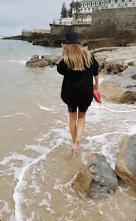 Cristina Ferreira feet photo thumbnail