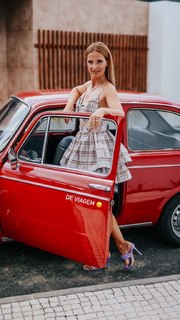 Cristina Ferreira feet photo thumbnail