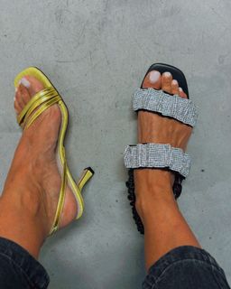 Cristina Ferreira feet photo thumbnail