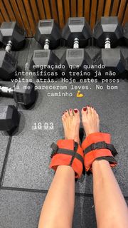 Cristina Ferreira feet photo 20
