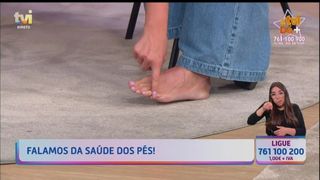 Cristina Ferreira feet photo 5