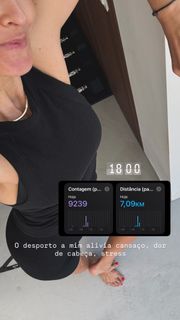Cristina Ferreira feet photo 7