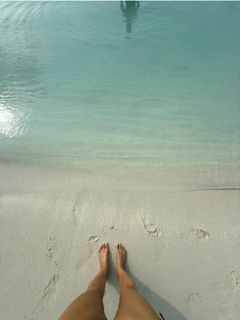 Cristina Ferreira feet photo 13