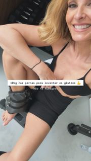 Cristina Ferreira feet photo 15