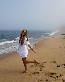 Cristina Ferreira feet photo 20