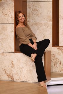 Cristina Ferreira feet photo 15