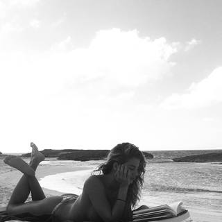 Cristina Marino feet photo 5