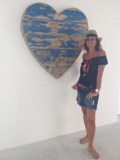 Cristina Parodi feet photo thumbnail