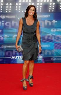 Cristina Parodi feet photo thumbnail