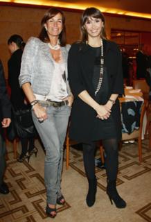 Cristina Parodi feet photo thumbnail