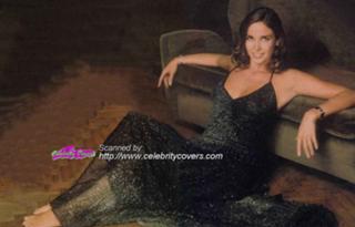 Cristina Parodi feet photo thumbnail