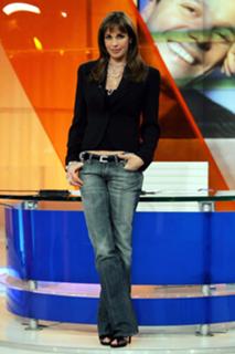 Cristina Parodi feet photo thumbnail