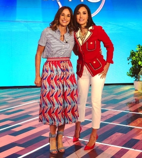 Cristina Parodi feet photo thumbnail