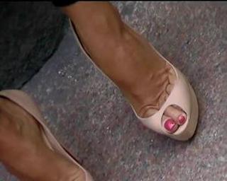Cristina Parodi feet photo thumbnail