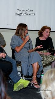 Cristina Parodi feet photo thumbnail