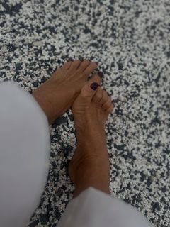 Cristina Parodi feet photo thumbnail