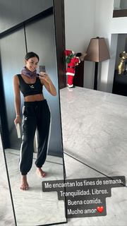 Cristina Pedroche feet photo thumbnail