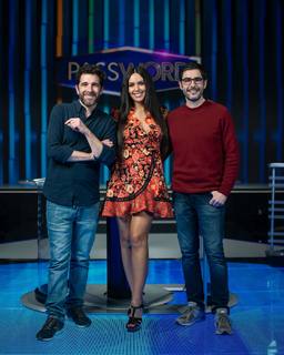 Cristina Pedroche feet photo thumbnail