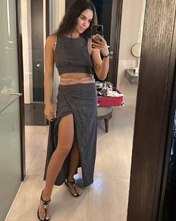 Cristina Pedroche feet photo thumbnail