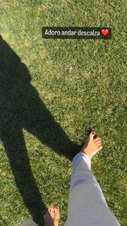 Cristina Pedroche feet photo thumbnail
