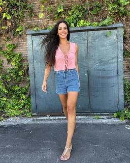 Cristina Pedroche feet photo thumbnail