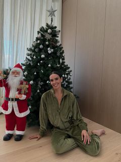 Cristina Pedroche feet photo thumbnail