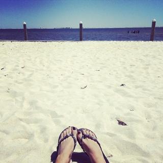 Cristina Scabbia feet photo thumbnail