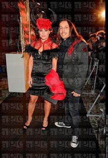Cristina Scabbia feet photo thumbnail
