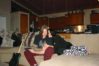 Cristina Scabbia feet photo thumbnail