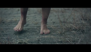 Cristina Scabbia feet photo thumbnail