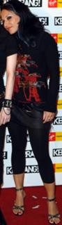 Cristina Scabbia feet photo thumbnail